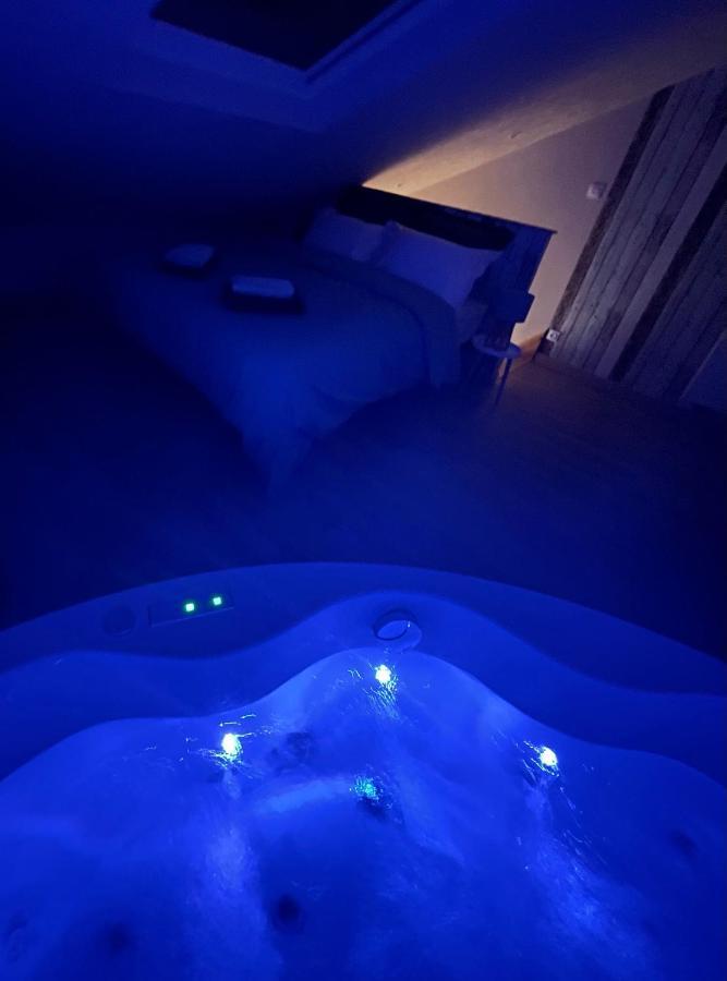 Le Nid D'Amour 2Pers / Wifi / Sauna Houssen Bagian luar foto