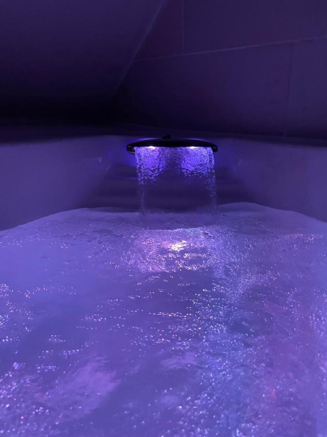 Le Nid D'Amour 2Pers / Wifi / Sauna Houssen Bagian luar foto