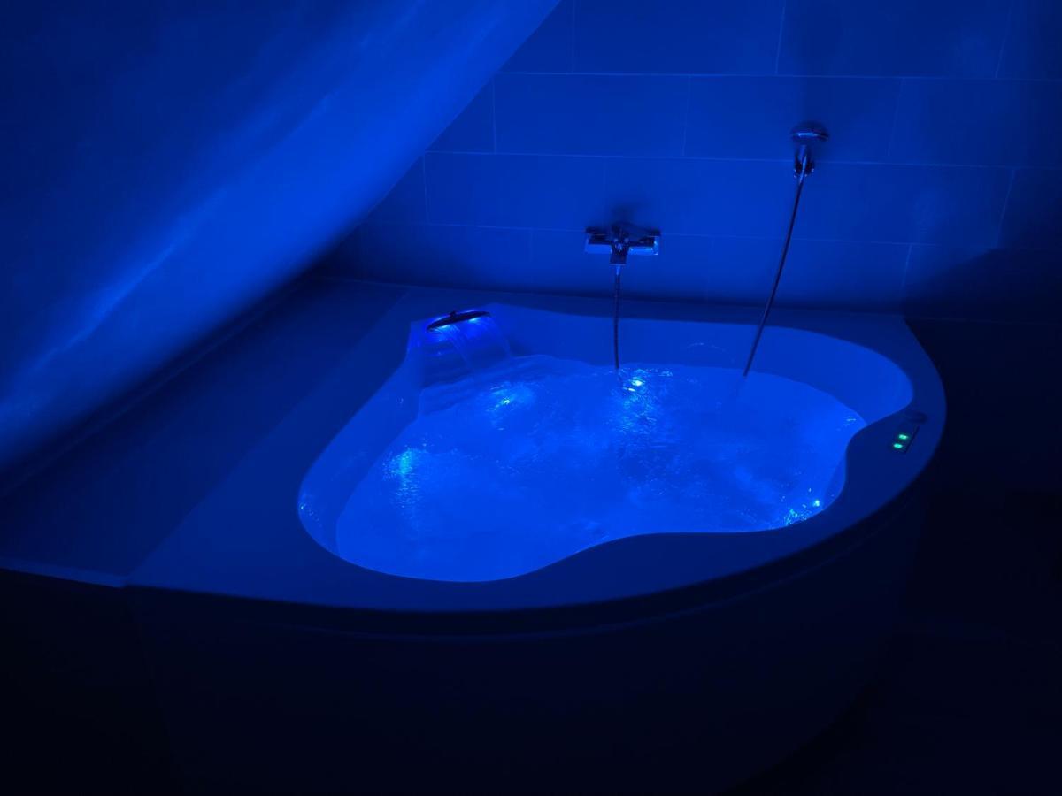 Le Nid D'Amour 2Pers / Wifi / Sauna Houssen Bagian luar foto